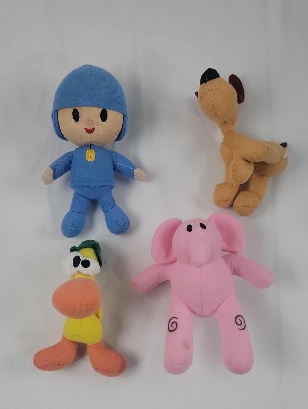 Pocoyo Plushy Toy Set